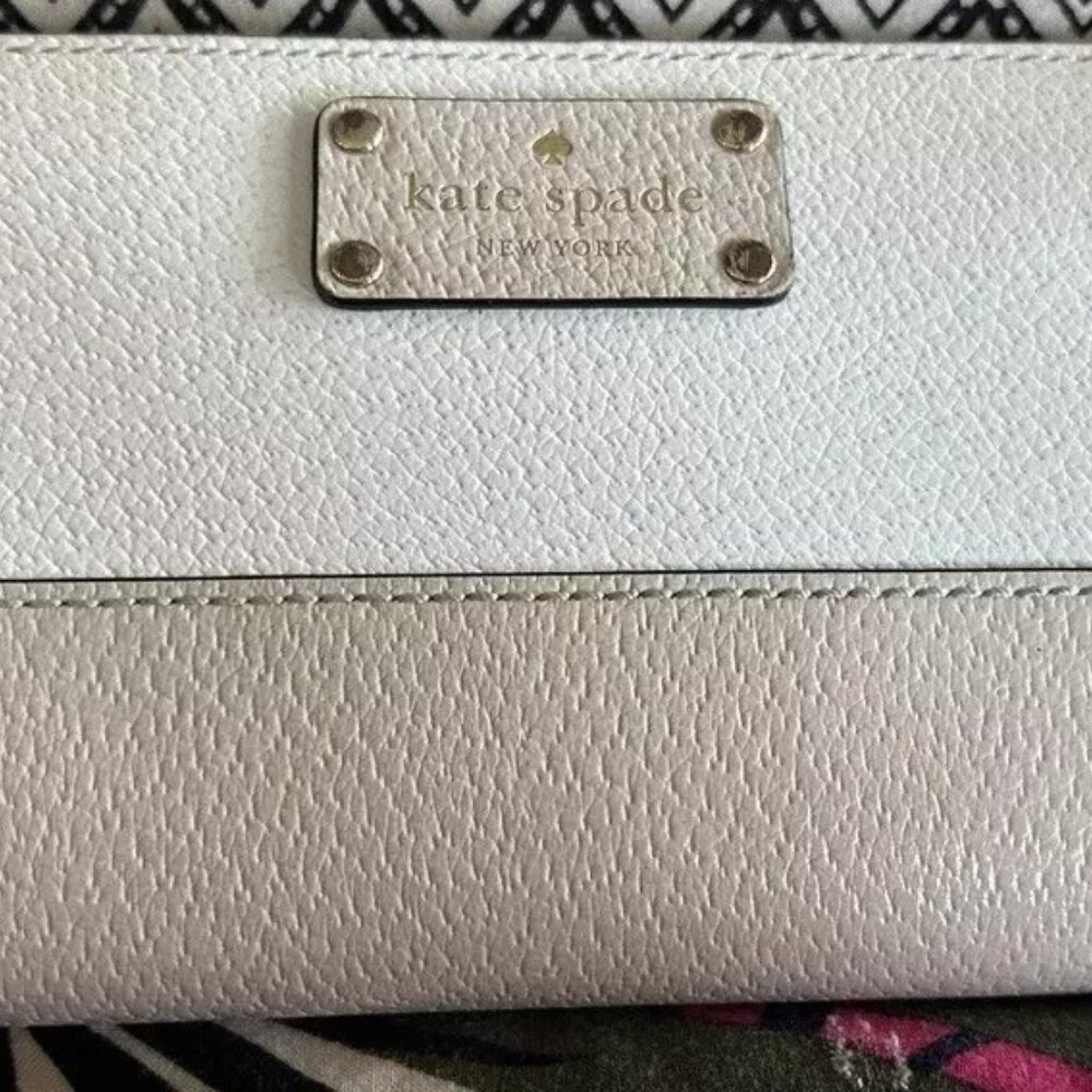 Kate Spade Two-Tone Color Block Zip-Around Wallet w/Credit Card Slots LEATHER